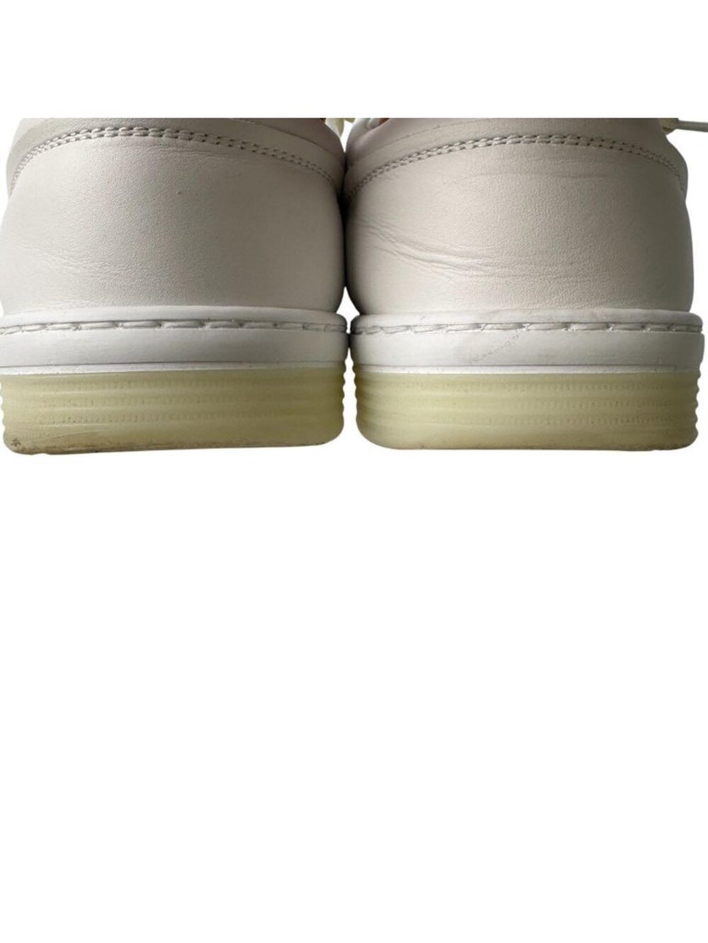 Chanel CC Logo Leather Sneakers - Picture 8 of 13